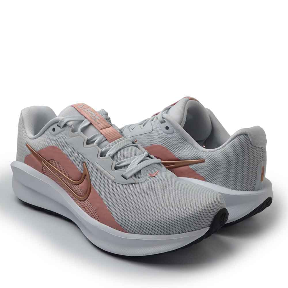 ナイキ Tênis Esportivo Nike Feminino Downshift 13 FD6476-108 | Lojas Kikos