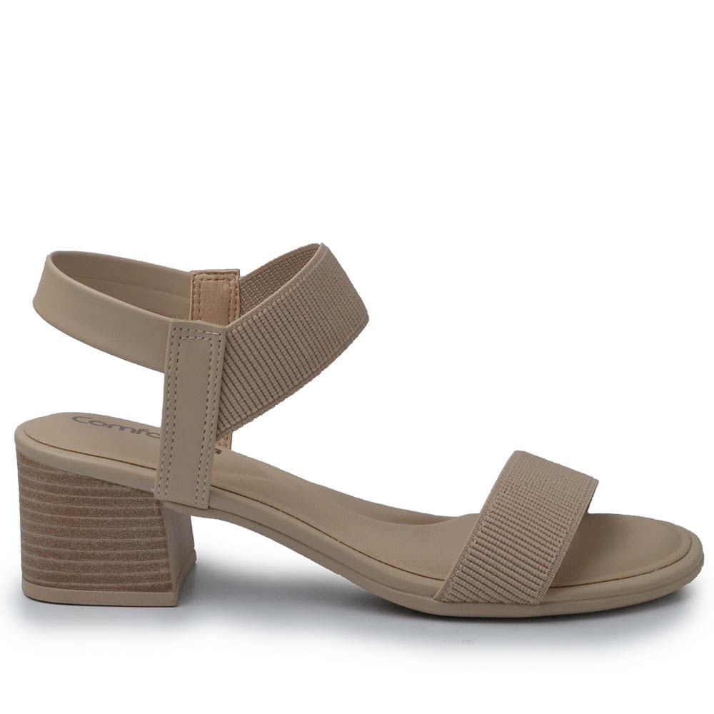 01 NP PLUS/ALMOND 39