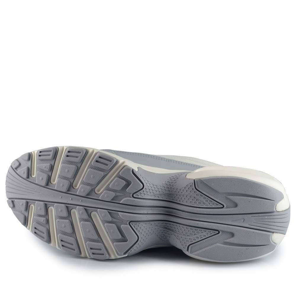 Tênis Esportivo Nike Feminino Air Max Portal HF3053-011 - Foto 5