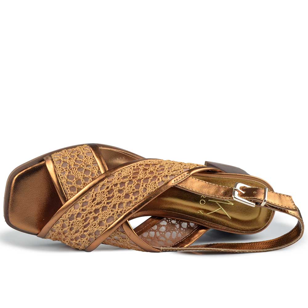 Sandália Salto Bloco Vero K Feminina 982.9430 - Foto 4