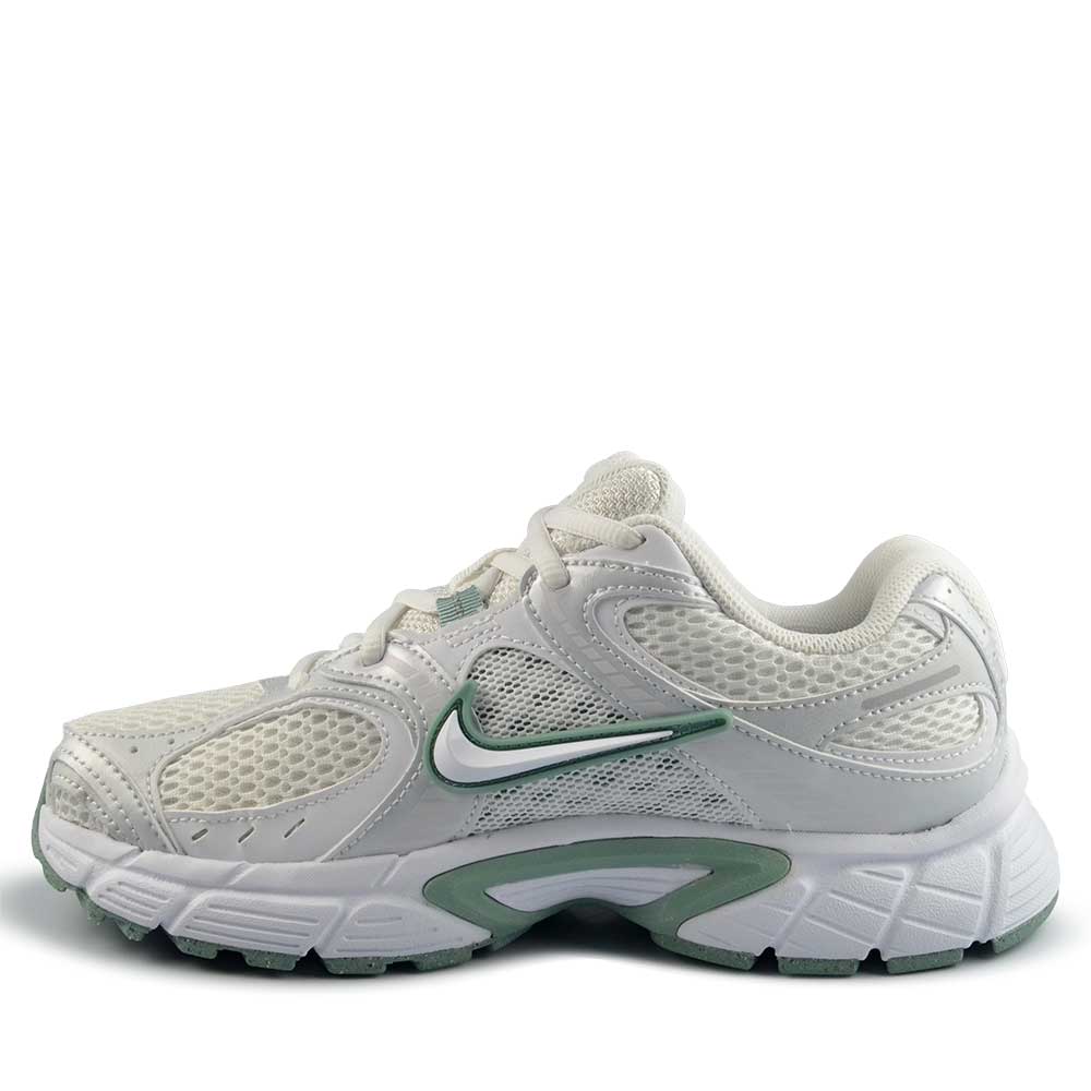 Tênis Esportivo Nike Feminino V5 RNR HQ7901-106 - Foto 3