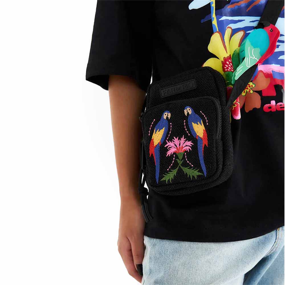 Bolsa Farm Bordado Arara 78331455 - Foto 2